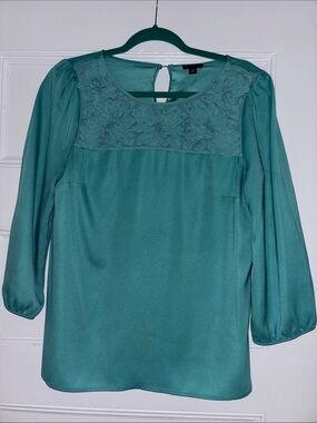 Ann Taylor Teal Floral Appliqué Blouse